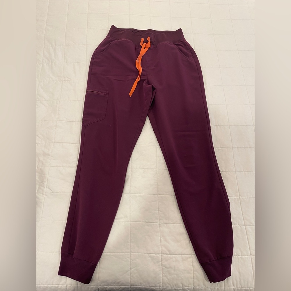 Figs women’s Zamora Jogger Scrub Pants